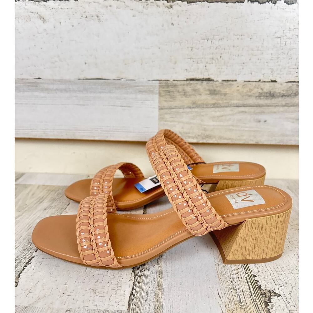 Dolce Vita Womens 9 tan woven vegan leather Santana heeled slip on sandals NEW